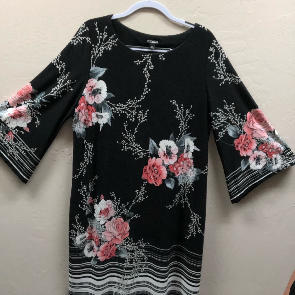 Roz & Ali Black/Pink/White  Floral Sheath Dress - Picture 3 of 16